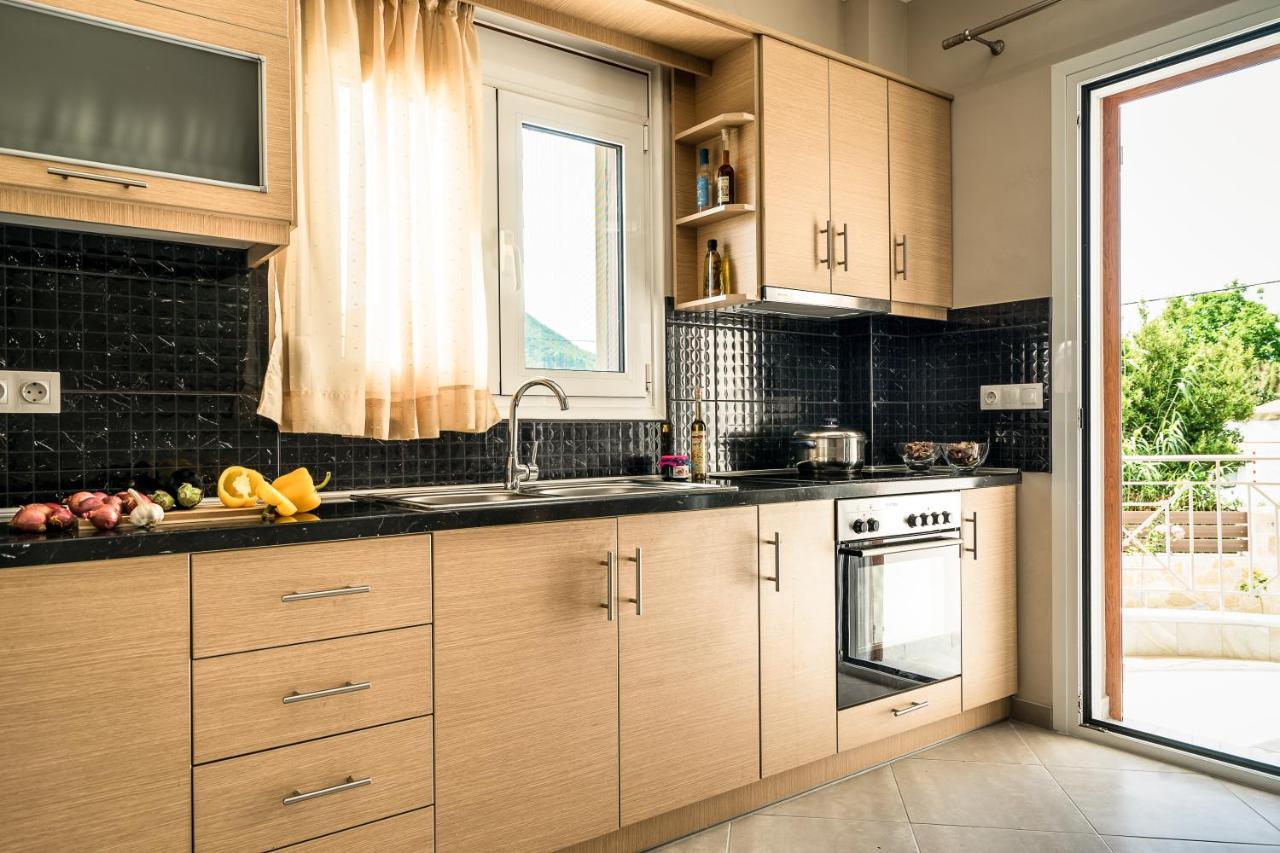 Emily Apartments Νυδρί Εξωτερικό φωτογραφία