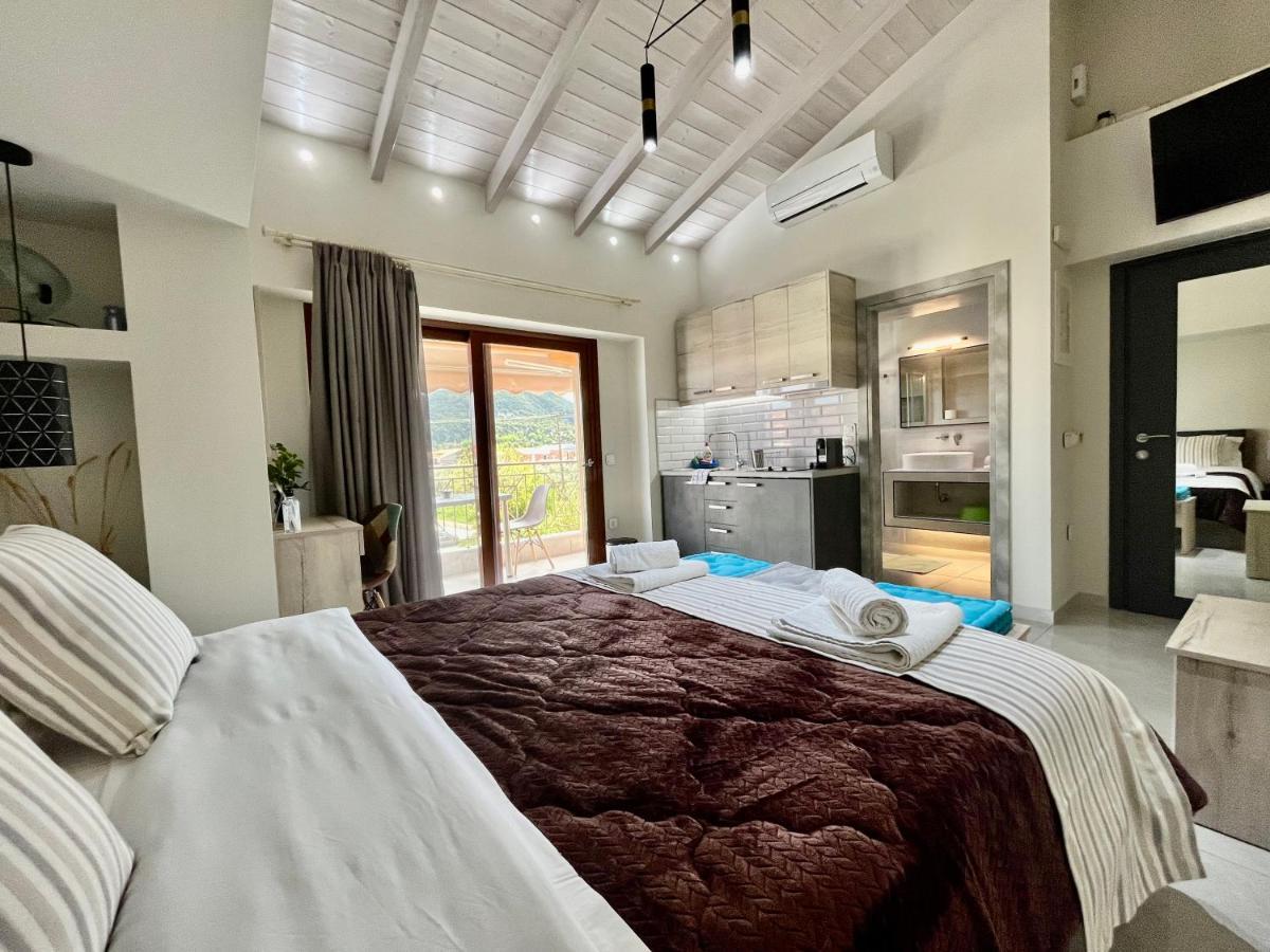 Emily Apartments Νυδρί Εξωτερικό φωτογραφία
