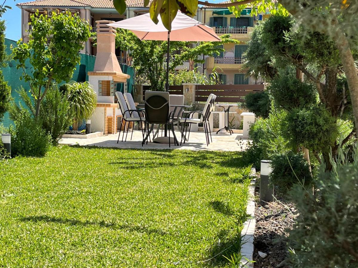 Emily Apartments Νυδρί Εξωτερικό φωτογραφία