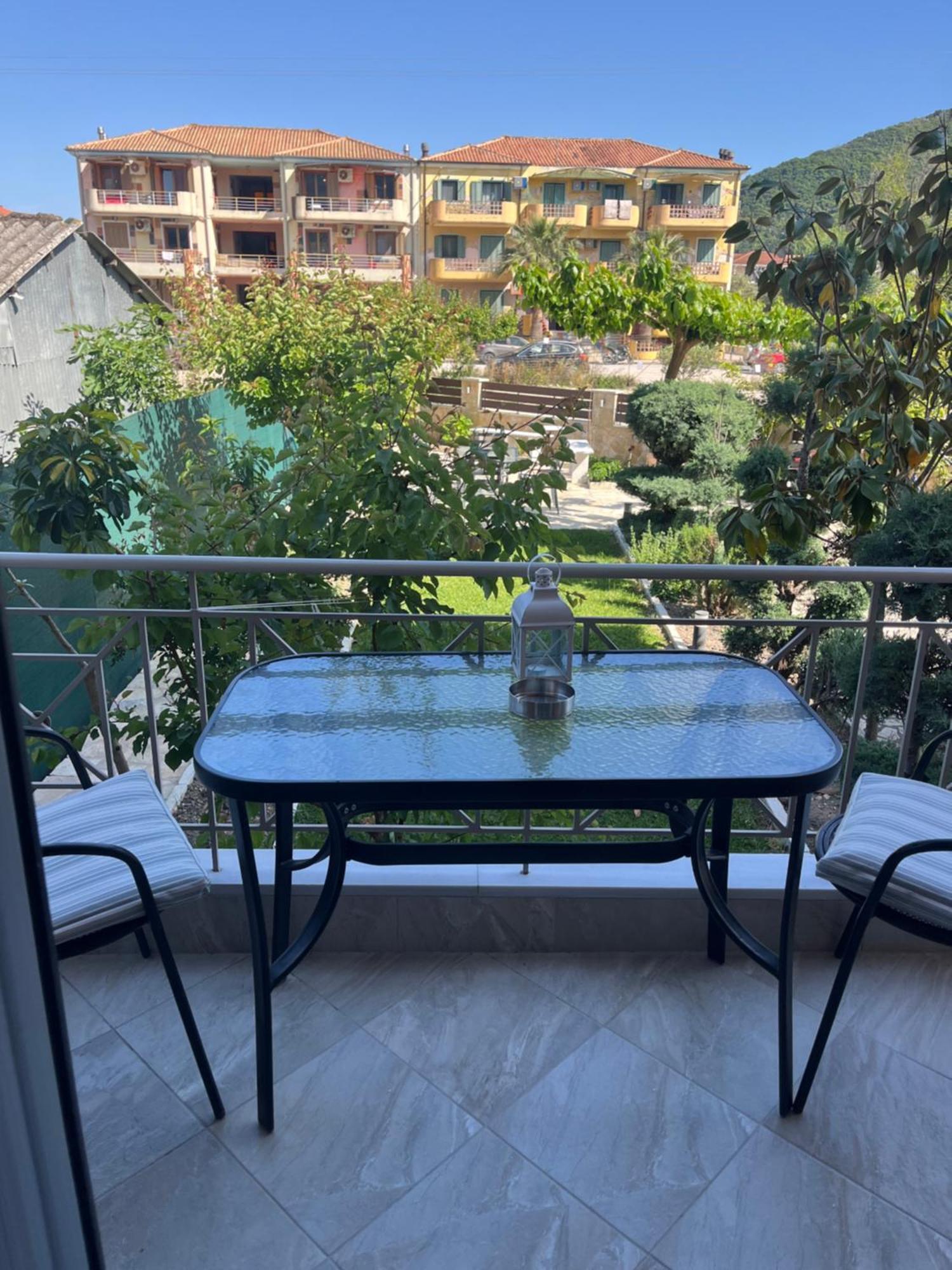 Emily Apartments Νυδρί Εξωτερικό φωτογραφία