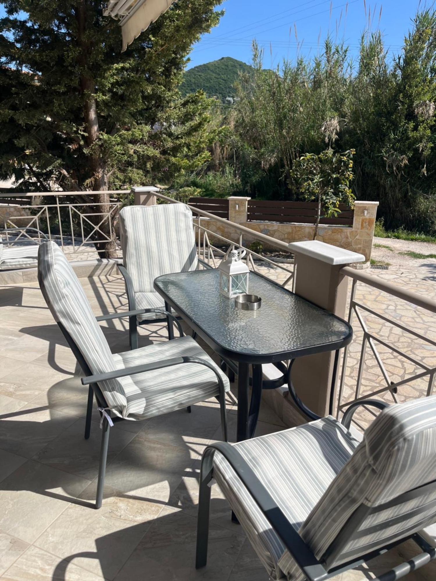 Emily Apartments Νυδρί Εξωτερικό φωτογραφία